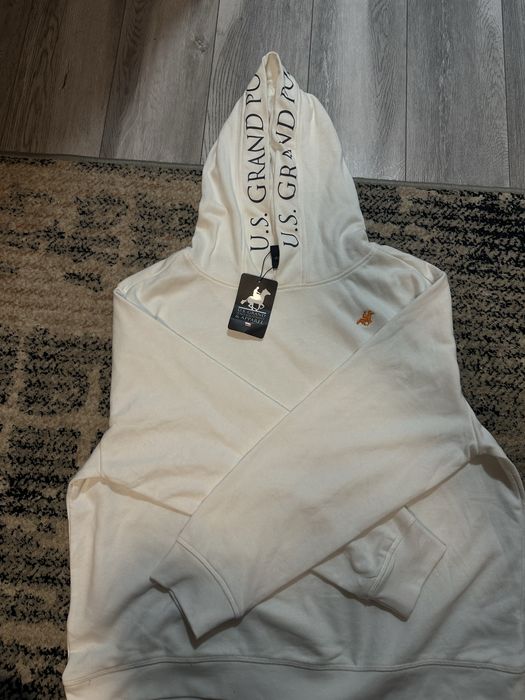 Кофта Polo.