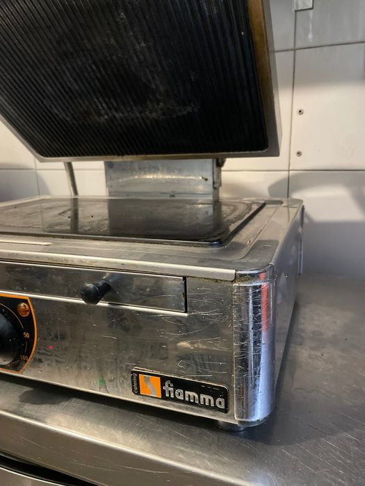 Prensa/Tosteira Profissional em Inox para Café ou Restaurante