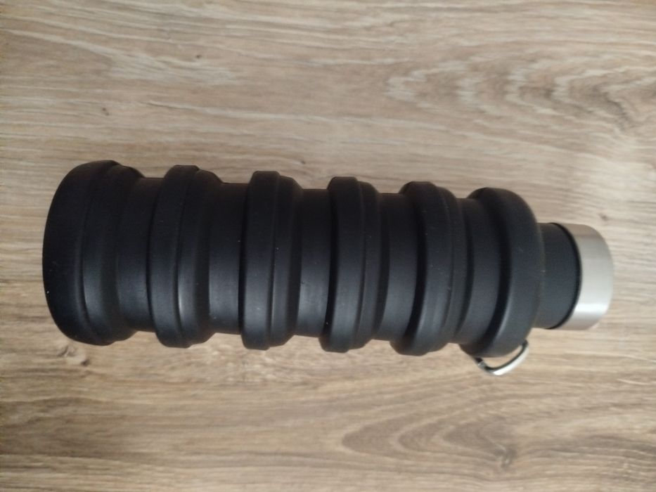 Бутылка для воды складная ( силикон?