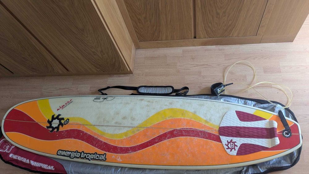 Prancha Surf 7.2 + Capa original + leash e fins