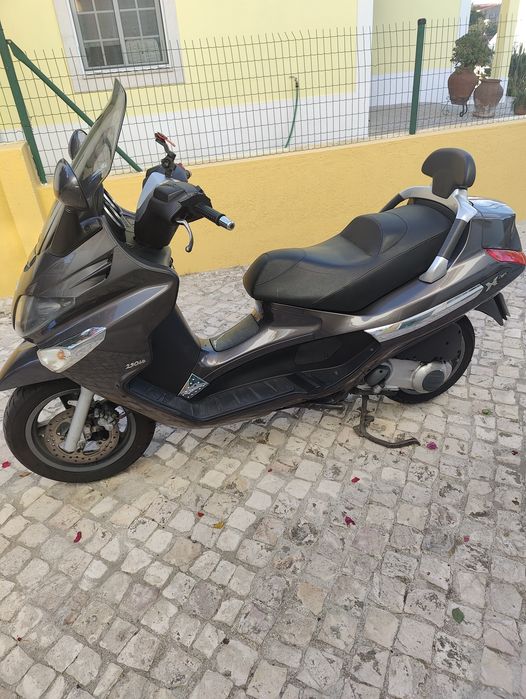 Piaggio X-Evo 250 ie