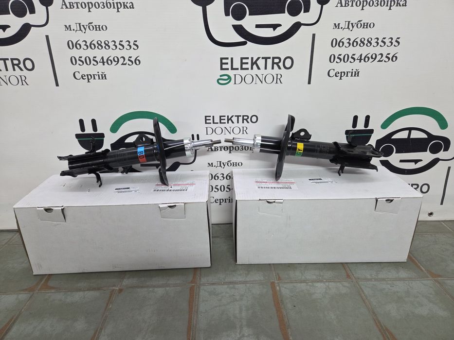 Амортизатор передній Nissan Leaf Ніссан Ліф