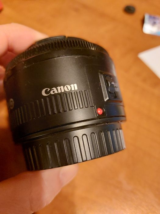 Obiektyw Canon 50 mm
