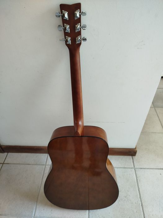Guitarra Yamaha F310