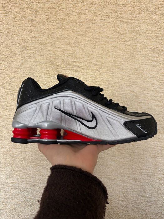36-41 р кросівки Nike Shox R4 Black/Metallic Silver