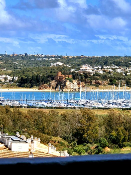 T1 Praia da Rocha vista mar completamente remodelado