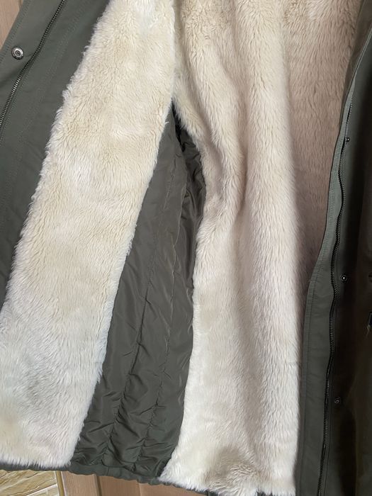 Жіноча куртка, парка.