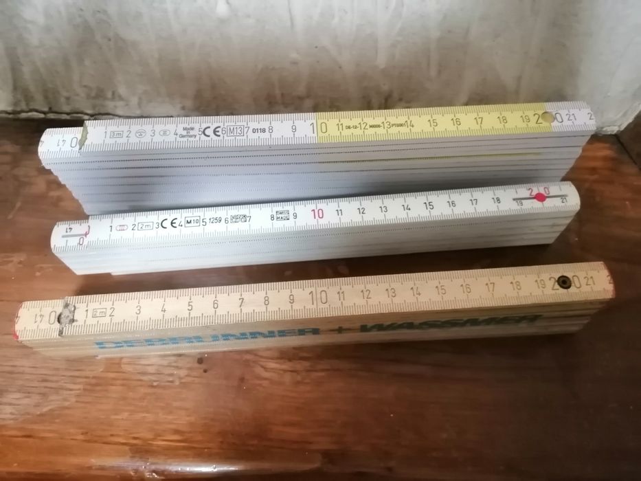 Metros em madeira os três 5euros ou doie euros cada