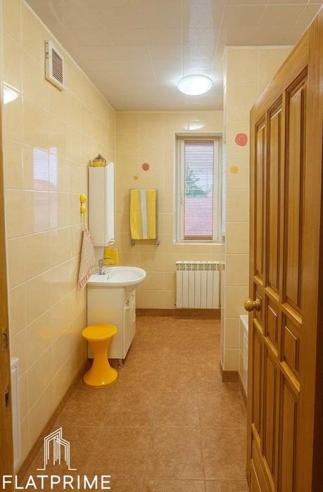 ПРОДАЄТЬСЯ: Будинок біля Блакитного озера, с. Підгірці