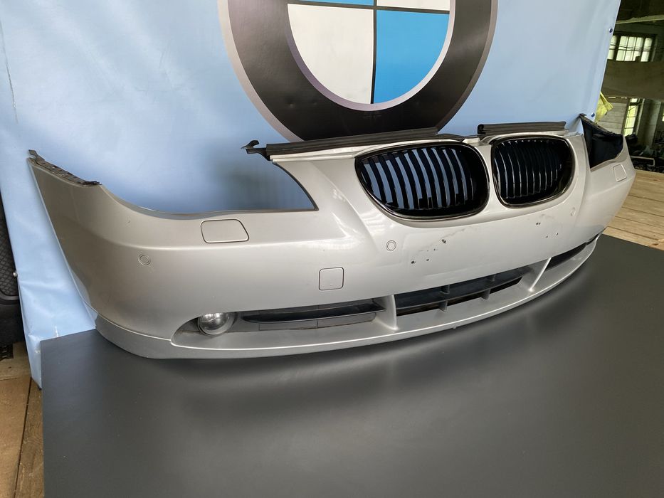 Передній бампер BMW E60 E61 Дорест 354 Titan Silver Сірий БМВ Е60 Е61