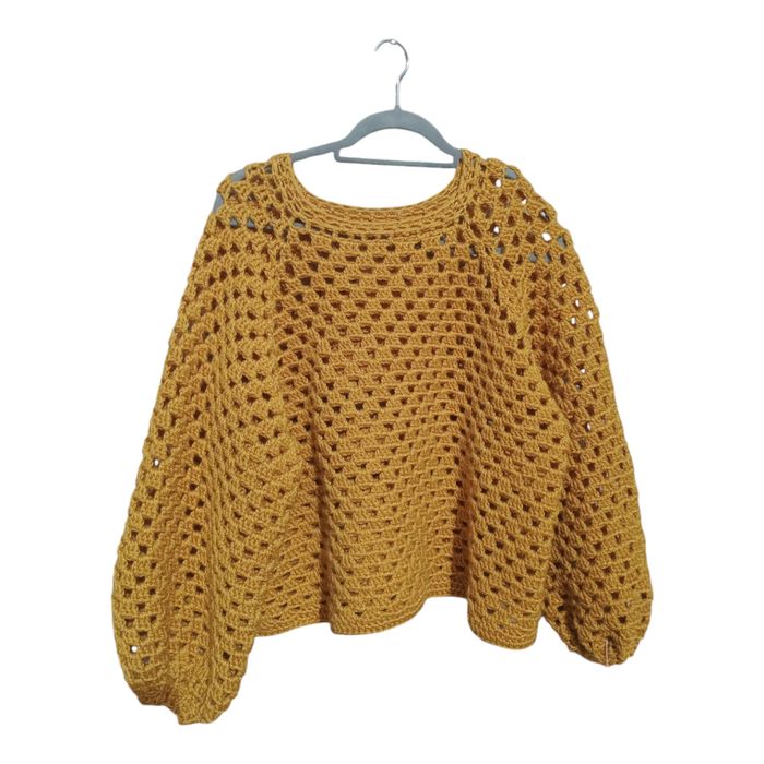 Blusa de lã em crochê Salembi