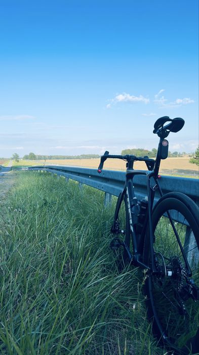 Trek Madone SL6 AXS 2025