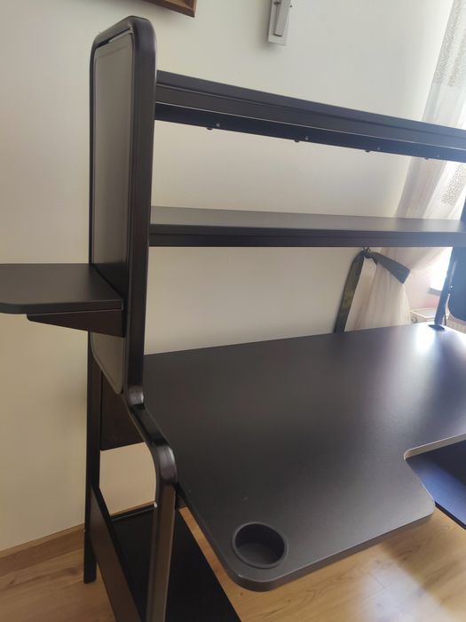 Biurko gamingowe Ikea Fredde