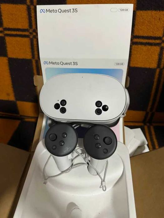 Gogle VR Meta Quest 3S 128 GB.