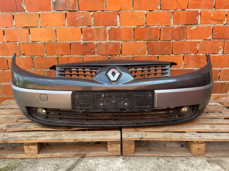 Бампер передній Renault Megan 2 Scenic Рено Меган Сценік Сценик