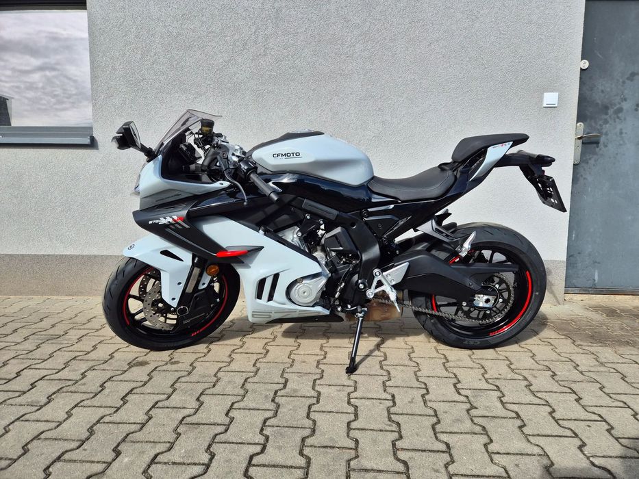 CFMoto SR 675 od MUDDY