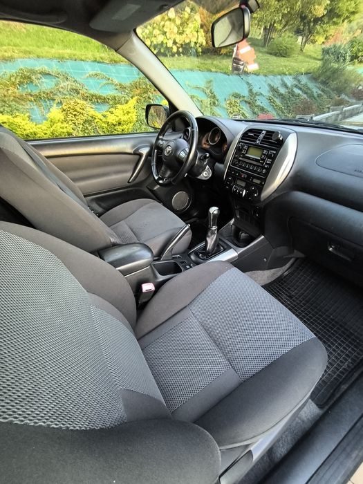 Sprzedam Toyota RAV4