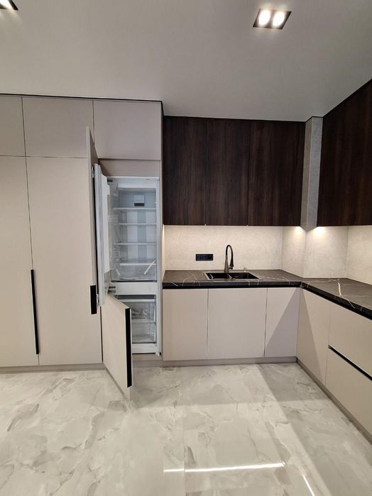 Продаж / Квартира / Єдності 7 ,Бармаки