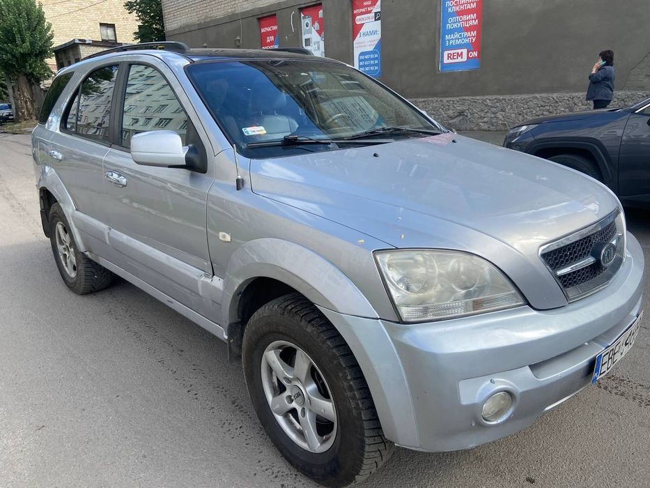 Kia Sorenta(Кіа Сорента)2,5 Дизель Автомат 2003 рік Повний привід 4Х4 гарний Джип