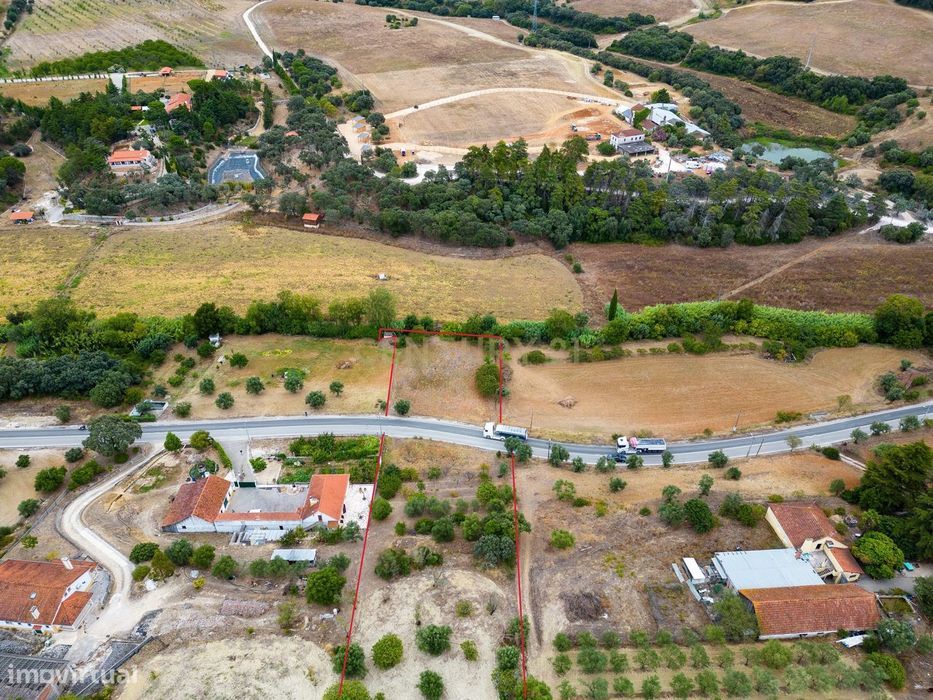 Terreno Chancelaria, Torres Novas - 12.680 m²