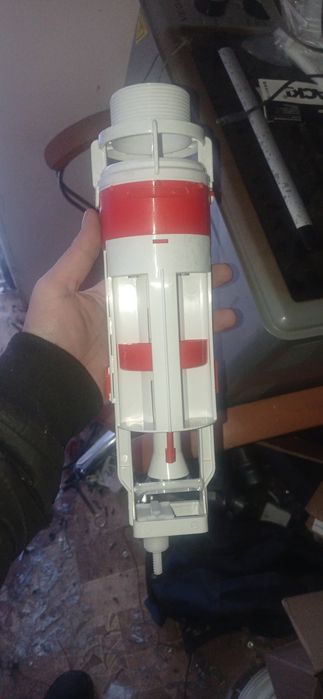 Унитаз ,бочек слив бу недорого