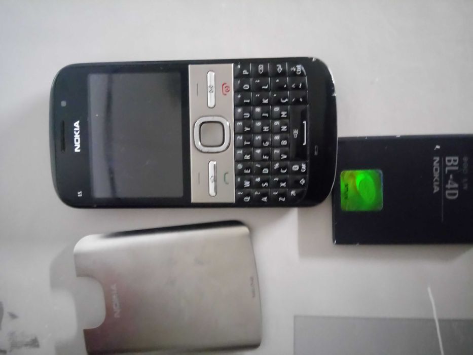 Nokia E5 in impeccable condition63825790882179121