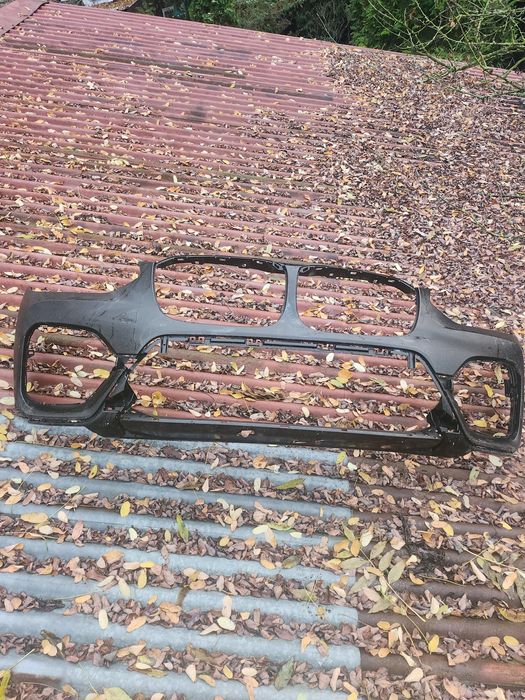 Zderzak przedni BMW X3 G01 bardzo ładnym stanie bez uszkodzen