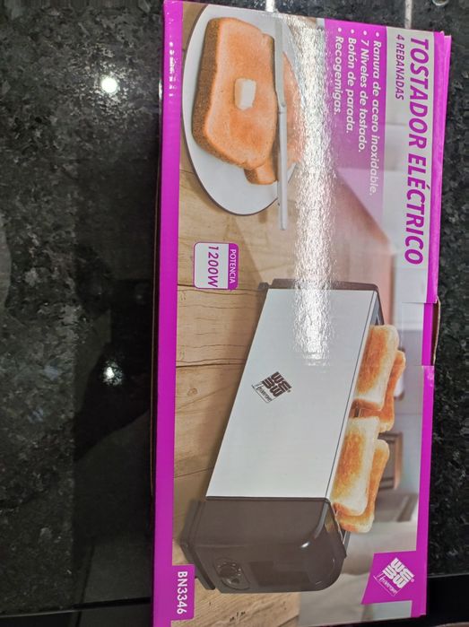 Torradeira elétrica (nova)