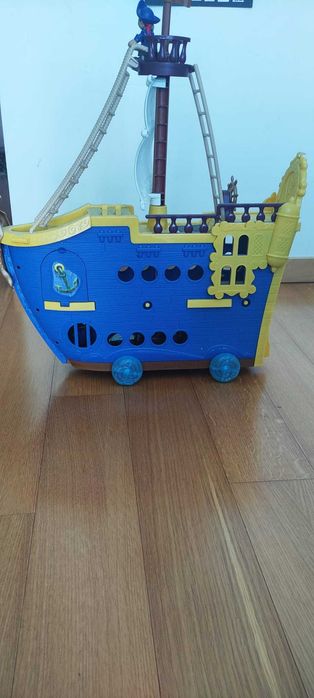 Jake - Navio Colosso dos Mares