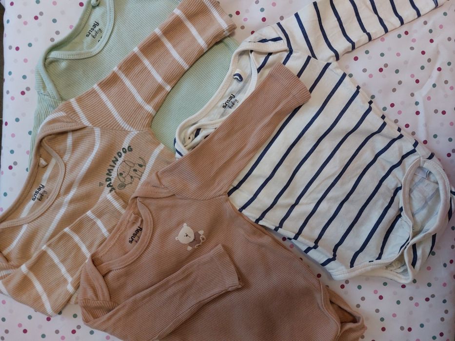 Одяг для малюка боді та штанці