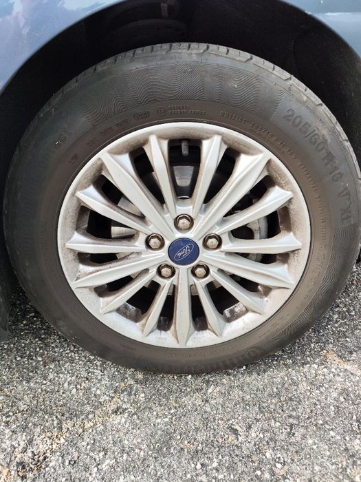 Jantes com pneus como novos 16 focus Titanium