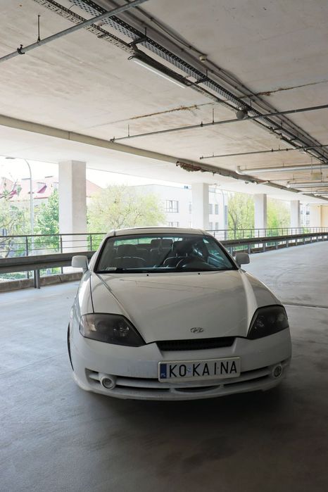 Hyundai Coupe