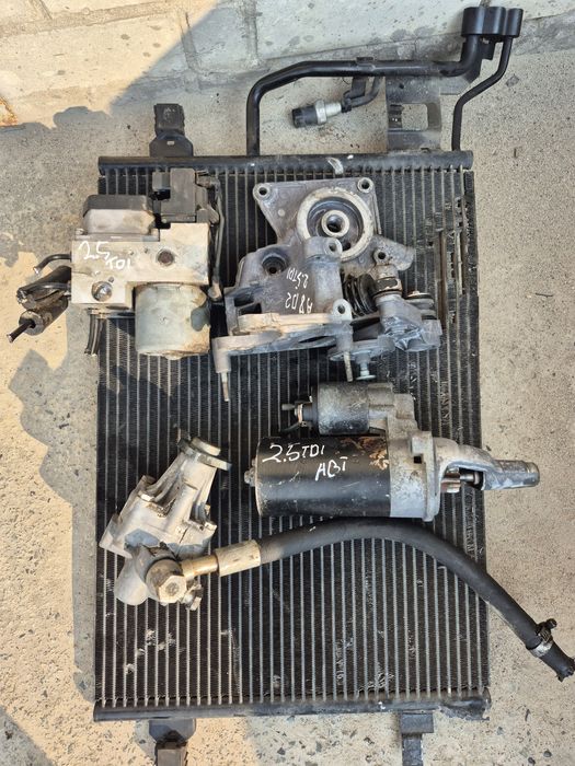 Разбираем Ауди А8D2