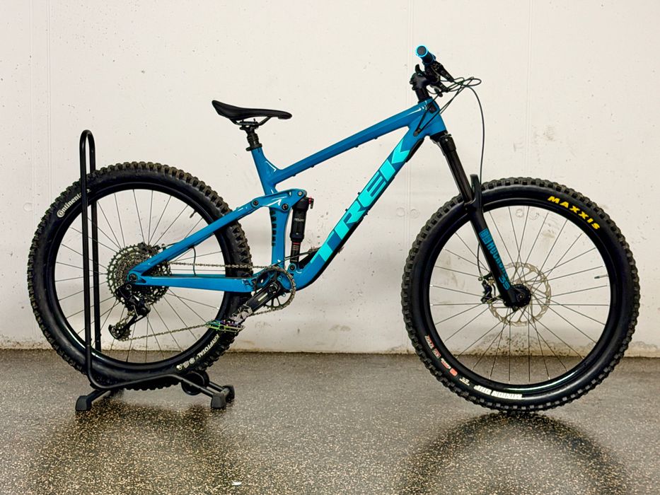 Trek Remedy 7 •  S | 27,5 • 2021 • RS Deluxe • Sram GX • Bontrager •