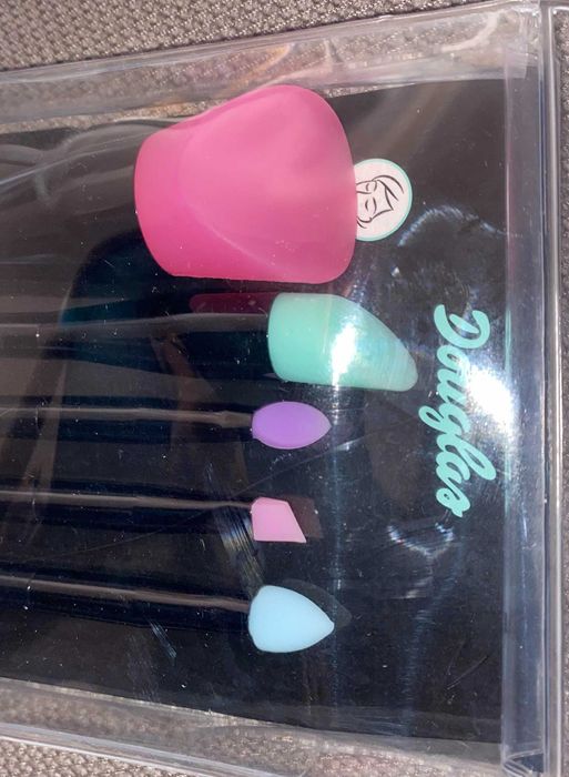 Douglas Zestaw Pędzli Silikonowych 5 szt komplet śliczne