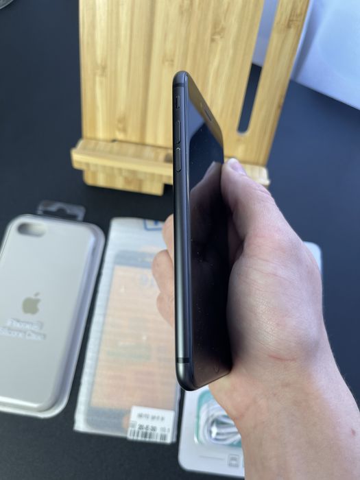 100% АКБ IPhone 8 | Айфон 64gb Neverlock