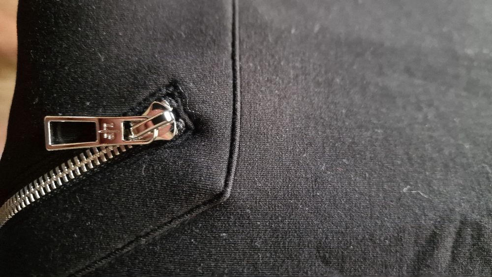 Лоро Пиано оригинальная качественная осенне - зимняя толстовка.