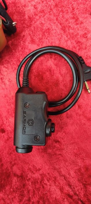 Słuchawki wraz z akcesoriami do samolotów