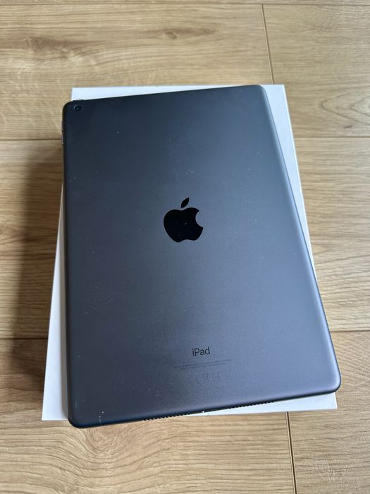 iPad 9th Gen + Keyboard + Pencil64750565679363122