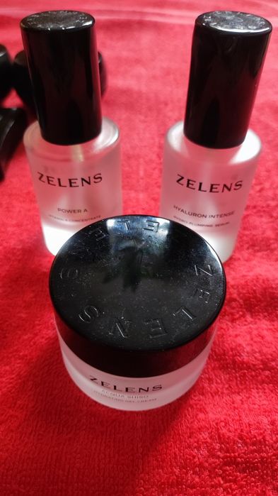 Puste opakowania po kosmetykach