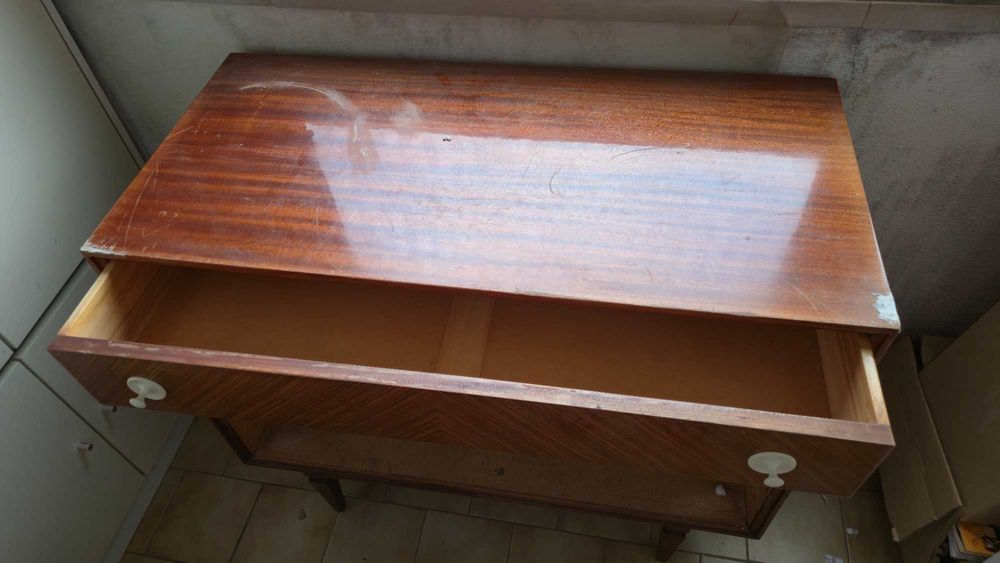 Comoda vintage para restaurar