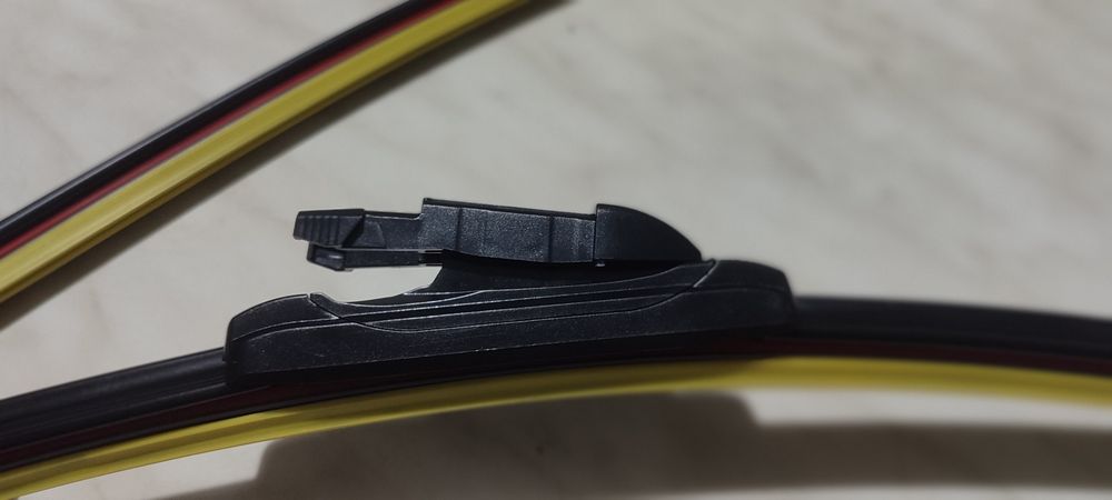 Щітки склоочисника для автомобіля