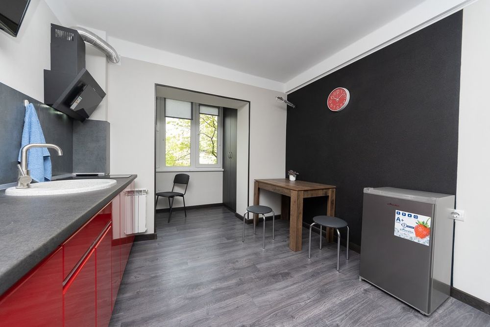 Смарт Квартира 2хв від метро Героїв Дніпра Оболонь