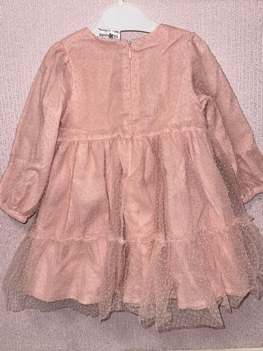 Продам дитячу святкову сукню