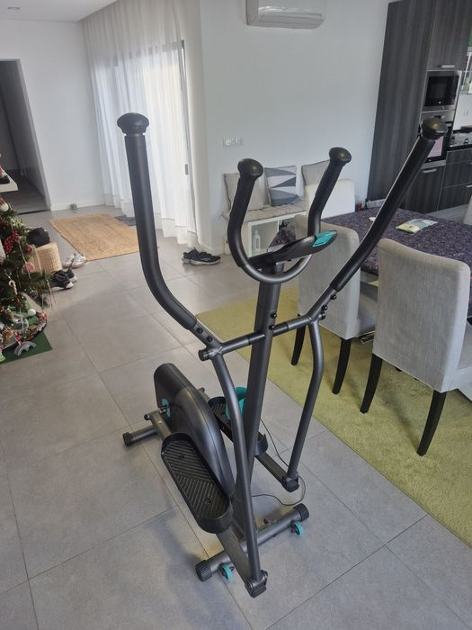 Bicicleta eliptica domyos 120