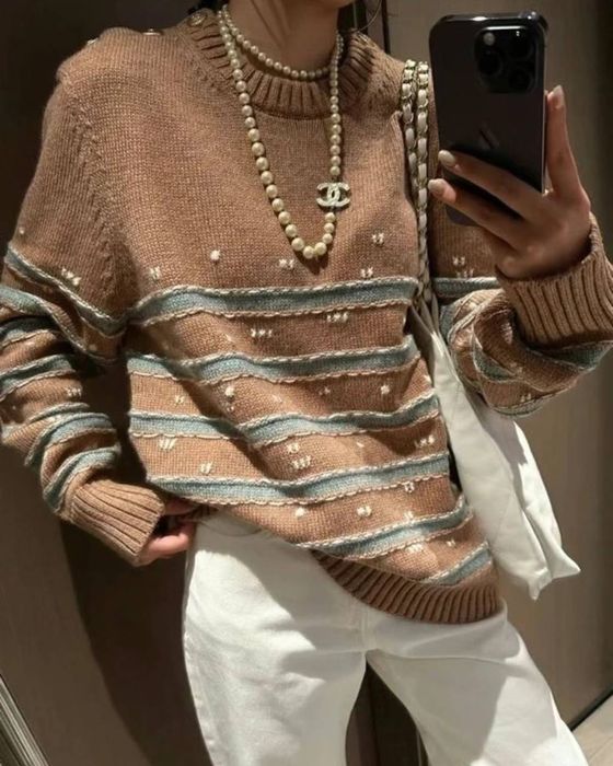 Светр жіночий з колекціі бренд