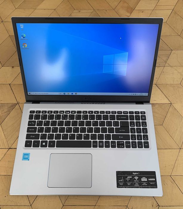 Laptop Acer intel DDR4-8GB SSD-256GB Bateria 6H Zadbany !!