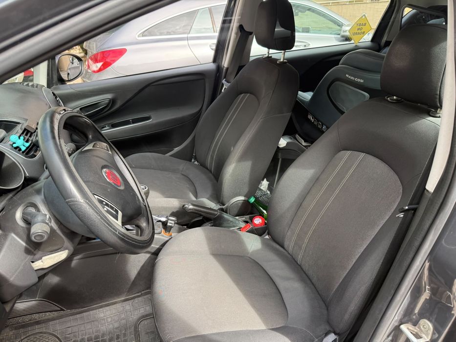 Fiat Punto 1.2 Easy Start&Stop – 110.000 km – Gasolina – Muito Económico