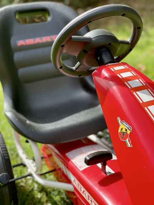 Kart / Carro de pedais Abarth FIAT 500