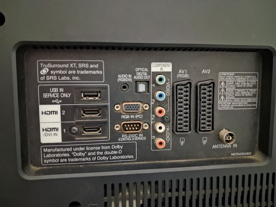 LCD  LG 32 polegadas ( Avaria só liga as vezes)